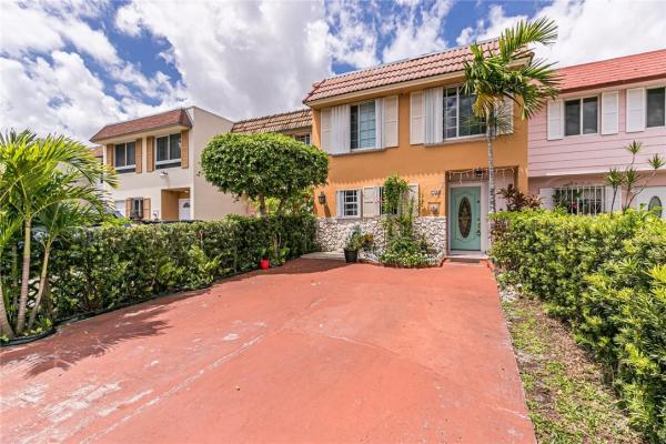 Flamingo Lake, 7450 W 17th Ave #7450, Hialeah, Florida 33014, image 1