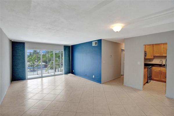 Avon At River Shores, 3040 NE 16th Ave #307, Oakland Park, Florida 33334, image 1