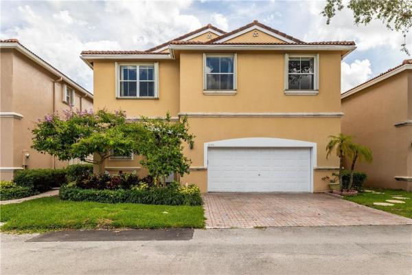 West Lake Village, 1050 Oysterwood St, Hollywood, Florida 33019, image 1