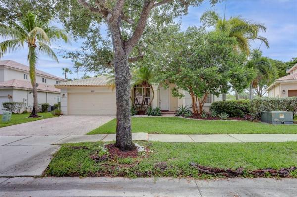 The Pointe At Pembroke Isles, 1050 NW 168th Ave, Pembroke Pines, Florida 33028, image 1