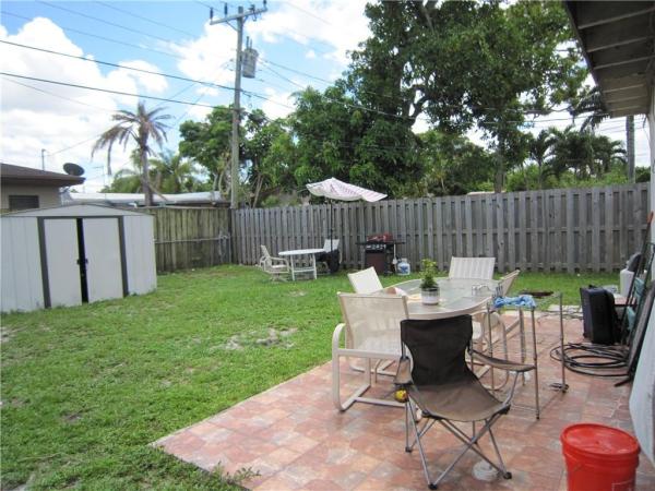 Welwyn Manor, 6126 SW 19th St #1-2, Miramar, Florida 33023, image 3