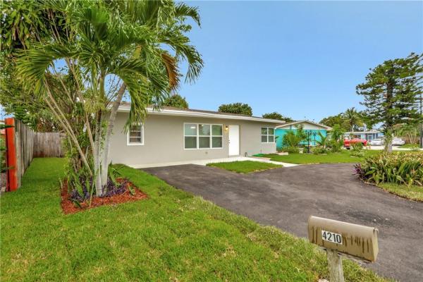 Pine Beach, 4210 NE 12th Ave, Pompano Beach, Florida 33064, image 1