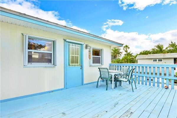 Tropical Beach, 1128 Hernando St, Fort Pierce, Florida 34949, image 1