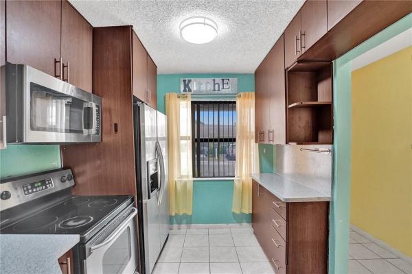 Village At Blue Lake, 3370 Beau Rivage Dr #4-T, Pompano Beach, Florida 33064, image 1