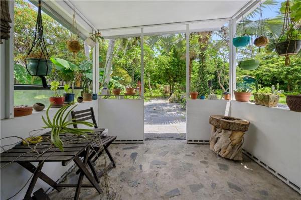 Dunnings Miami Shores, 29 NW 105th St, Miami Shores, Florida 33150, image 3