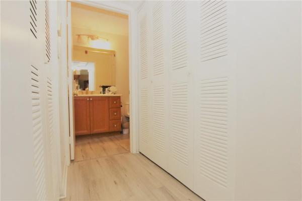 Town Villas At Moon Lake, 9111 Fairbanks Ln #6, Boca Raton, Florida 33496, image 1