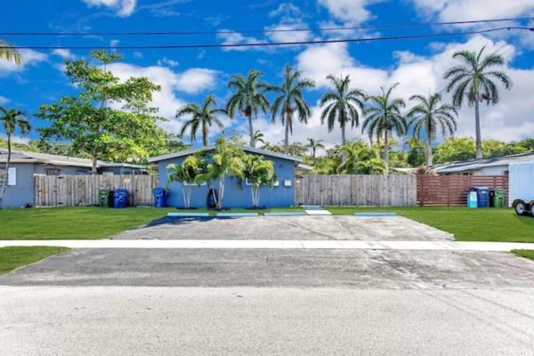 Boniello Villas, 2457-2459 NW 9th Ter, Wilton Manors, Florida 33311, image 1