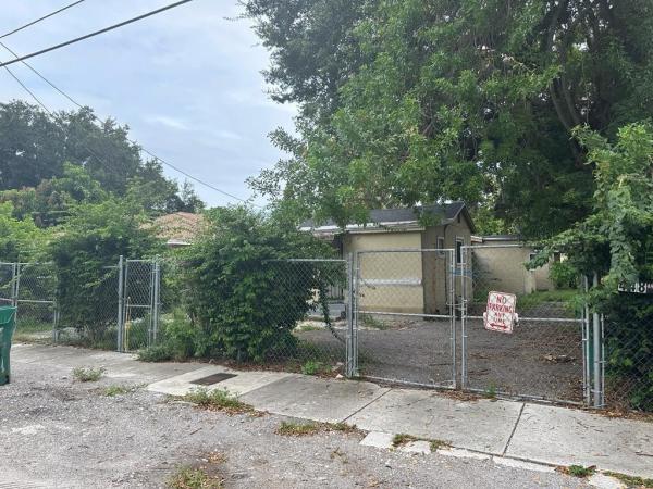 Pinewood Park, 448 NW 94th St, West Little River, Florida 33150, image 1