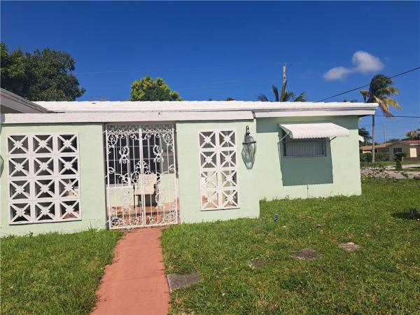 North Gate Estates, 3300 NW 36th Ave, Lauderdale Lakes, Florida 33309, image 1