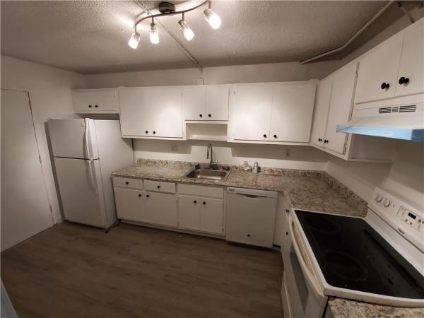 3 Horizons North, 1470 NE 125th Ter #210, North Miami, Florida 33161, image 1