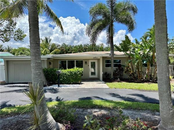 Hillsboro Isles, 2051 NE 25th St, Lighthouse Point, Florida 33064, image 1
