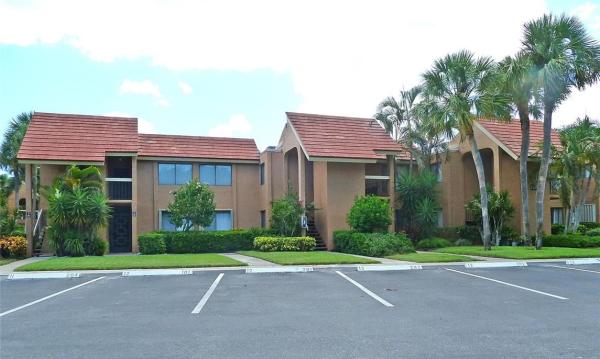 Green Lakes At Indian Spring, 11205 Green Lake Dr #102, Boynton Beach, Florida 33437, image 2
