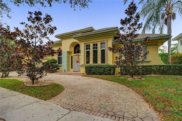 3421 Hollywood Oaks Dr, Fort Lauderdale, Florida 33312, image 1