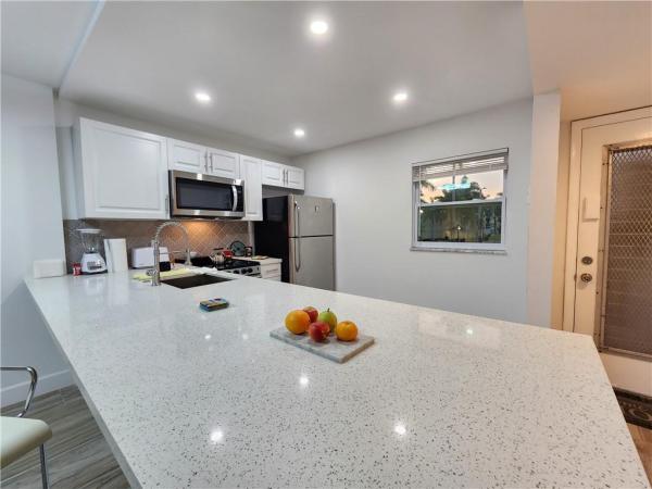 Village Royale Greenview, 2520 NE 1st Ct #205, Boynton Beach, Florida 33435, image 1