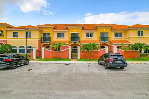 Bella Vista, 2995 NW 35th Ave #2995, Lauderdale Lakes, Florida 33311, image 1