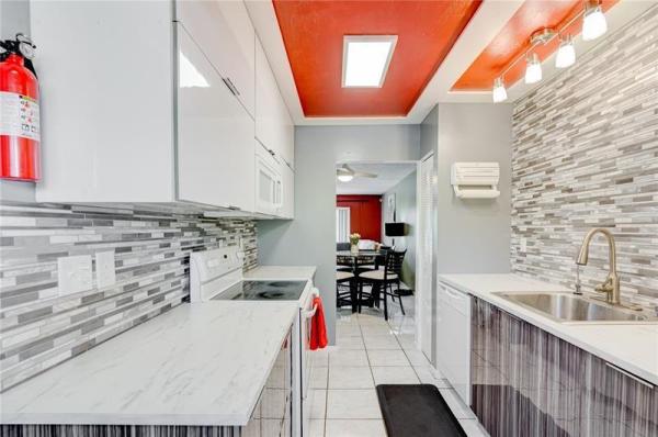 Fairways Of Tamarac, 8450 Lagos De Campo Blvd #308, Tamarac, Florida 33321, image 1
