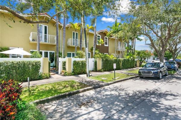 Main Street Townhomes, 3446 NE 13th Ave #3446, Oakland Park, Florida 33334, image 1