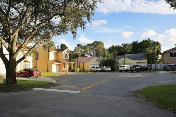 Gardenlake, 311 SW 100th Ter, Pembroke Pines, Florida 33025, image 1