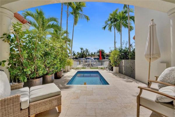 Grandeur, 1370 Bayview Dr, Fort Lauderdale, Florida 33304, image 1