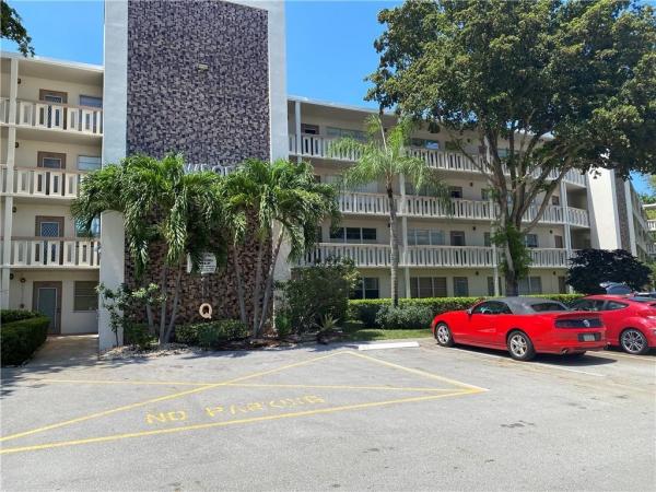 Newport, 2072 Newport Q, Deerfield Beach, Florida 33442, image 3