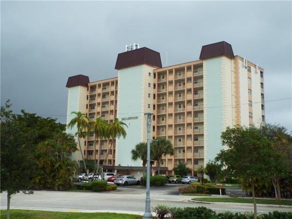 Briarwood Club, 3575 Broken Woods Dr #906, Coral Springs, Florida 33065, image 1