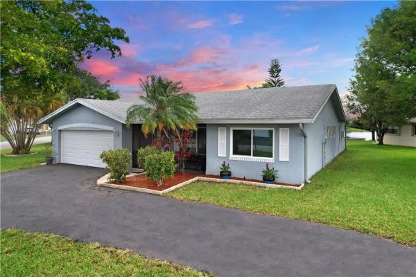 Spring Lake, 9735 NW 82nd St, Tamarac, Florida 33321, image 1