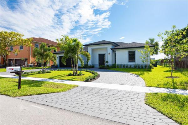 Roosevelt Estates, 1491 N Mangonia Cir, West Palm Beach, Florida 33401, image 3