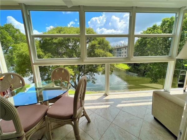 Eleuthera Village, 1804 Eleuthera Pt #M-3, Coconut Creek, Florida 33066, image 1