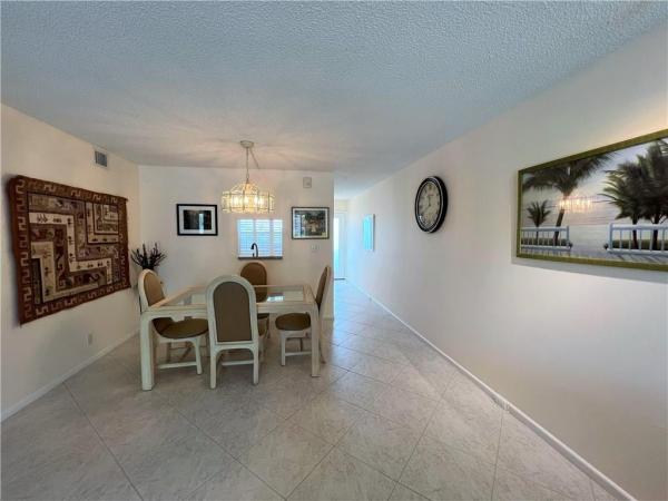 Eleuthera Village, 1804 Eleuthera Pt #M3, Coconut Creek, Florida 33066, image 1