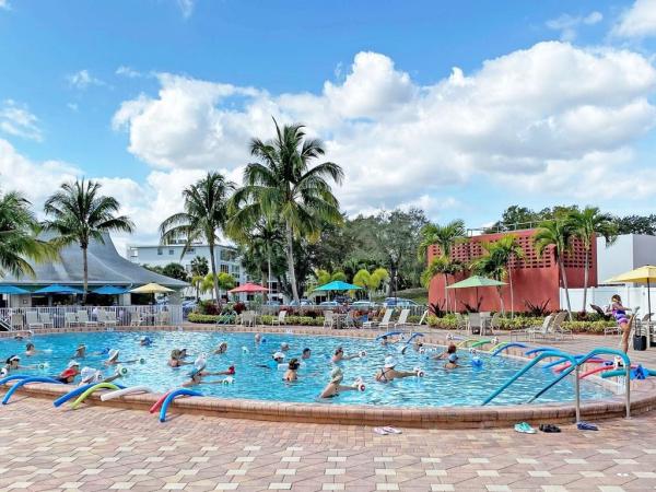 Cambridge, 1141 Cambridge G, Deerfield Beach, Florida 33442, image 2