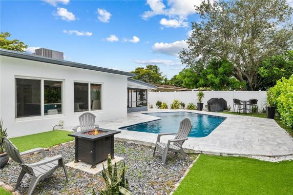 Norwood, 241 SE 7th St, Pompano Beach, Florida 33060, image 1