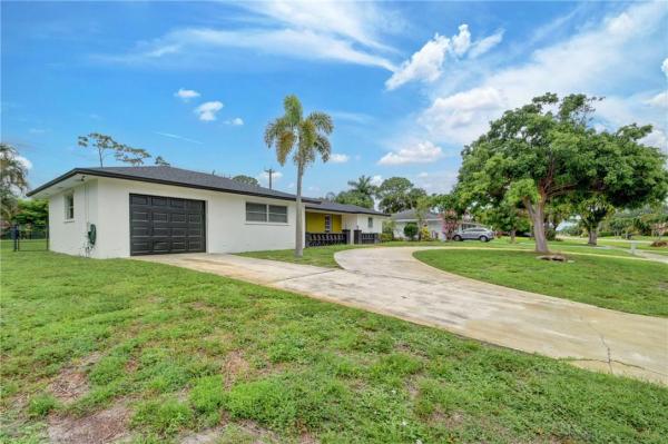 Palm Beach National Golf & Country Club Estates, 7328 Saint Andrews Rd, Lake Worth Beach, Florida 33467, image 1