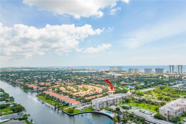 De Soto Park North, 2001 Atlantic Shores Blvd #318, Hallandale Beach, Florida 33009, image 2