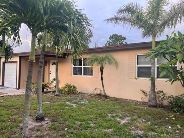 Lantana Heights, 120 N 13th St, Lantana, Florida 33462, image 2