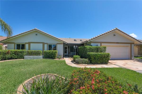 Hawkes Bluff, 15961 Huntridge, Davie, Florida 33331, image 1