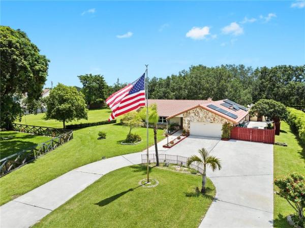 Ivanhoe Estates, 5020 Hawkhurst Ave, Southwest Ranches, Florida 33331, image 1