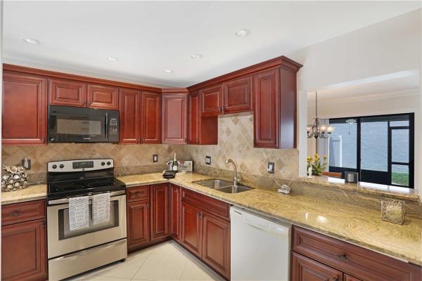 Golden Raintree 1, 2579 NW 42nd Ave, Coconut Creek, Florida 33066, image 1