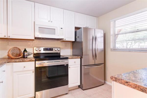 Sabal Palm Of Pine Island Ridge, 9520 Seagrape Dr #202, Davie, Florida 33324, image 2