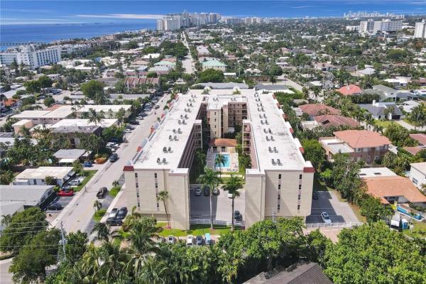 Poinciana By The Sea, 4629 Poinciana St #402, Lauderdale By The Sea, Florida 33308, image 1