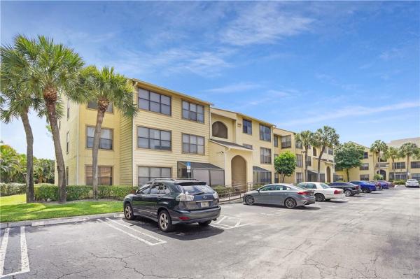 Boynton Landings, 2303 N Congress Ave #23, Boynton Beach, Florida 33426, image 1