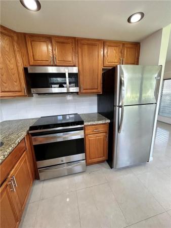 Ventnor, 105 Ventnor F, Deerfield Beach, Florida 33442, image 2