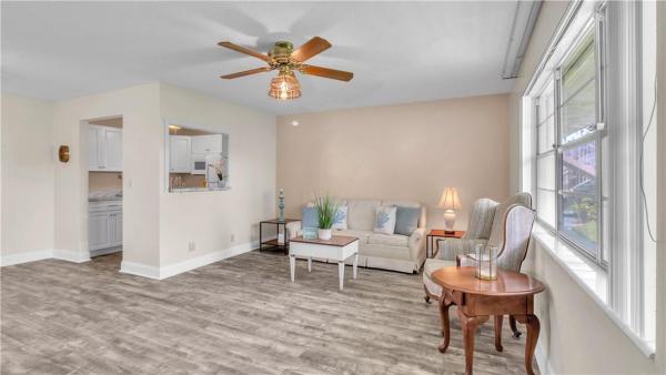 Sterling Village, 320 W Horizons #109, Boynton Beach, Florida 33435, image 2