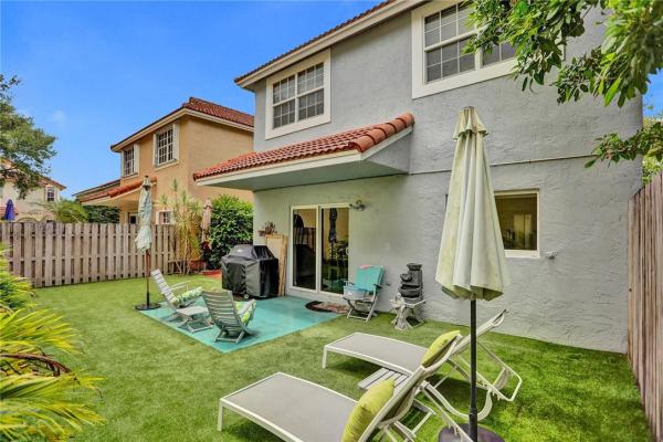 Ventana At Jacaranda, 9949 NW 5th Ct, Plantation, Florida 33324, image 2