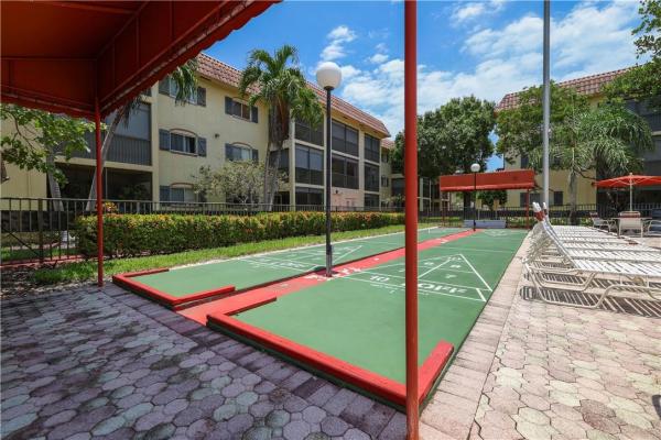 Barcelona North, 257 S Cypress Rd #444, Pompano Beach, Florida 33060, image 1