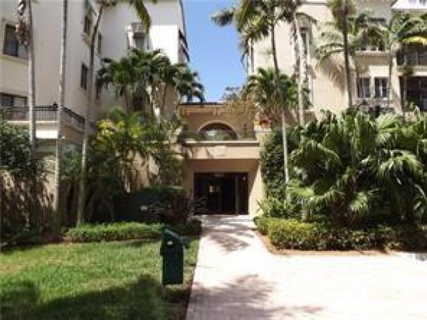 Villa Alhambra, 2925 NW 126th Ave #421-1, Sunrise, Florida 33323, image 3