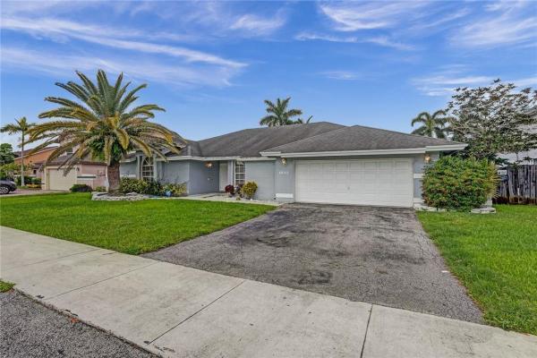Country Address Encore, 5611 SW 88th Ter, Cooper City, Florida 33328, image 1