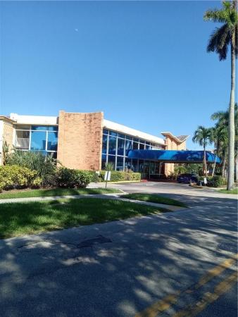 Knights Inn Hallandale, 26 Diplomat Pkwy #2254, Hallandale Beach, Florida 33009, image 1