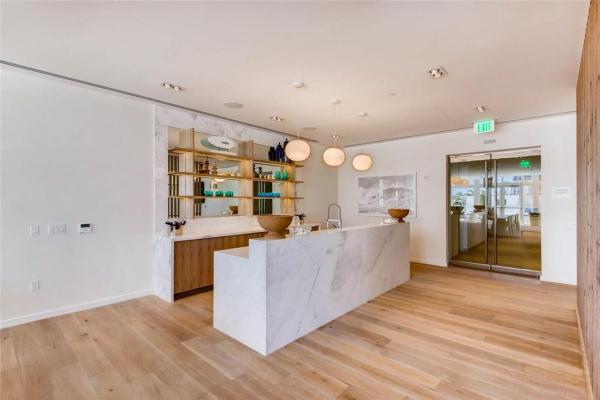 Tiffany House, 401 N Birch Rd #713, Fort Lauderdale, Florida 33304, image 3