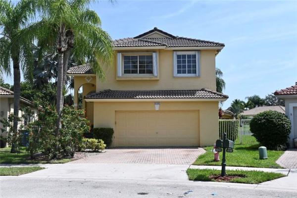 Sapphire Shores, 16401 Sapphire Bnd, Weston, Florida 33331, image 1
