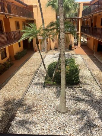 450 Commodore Dr #206, Plantation, Florida 33325, image 3